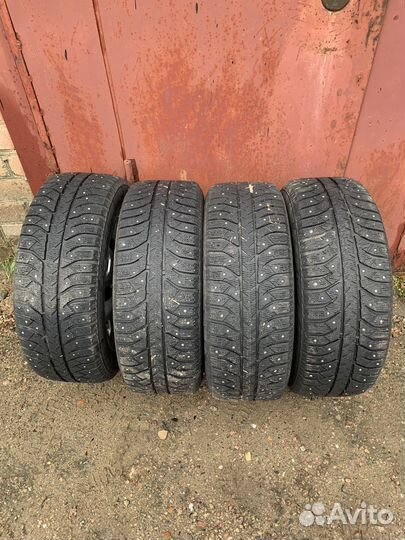 Колеса в сборе r16 зимние на ford