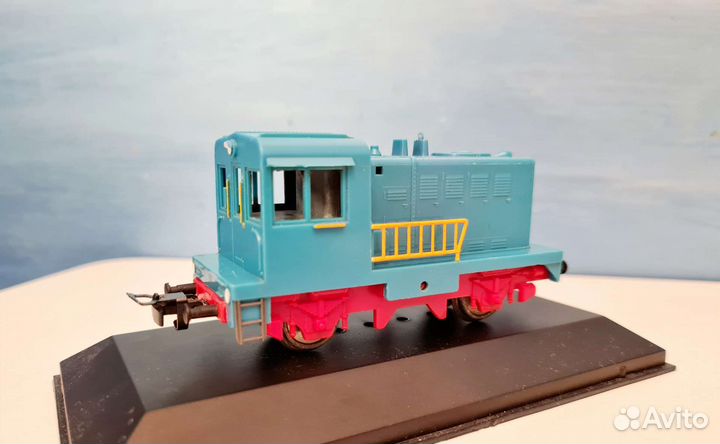 Модель тепловоза Pico резиноход 1:87 16.5 мм H0