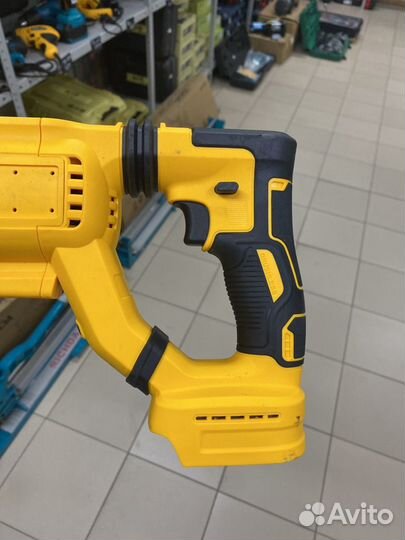 Перфоратор на аккумуляторе Dewalt тушка