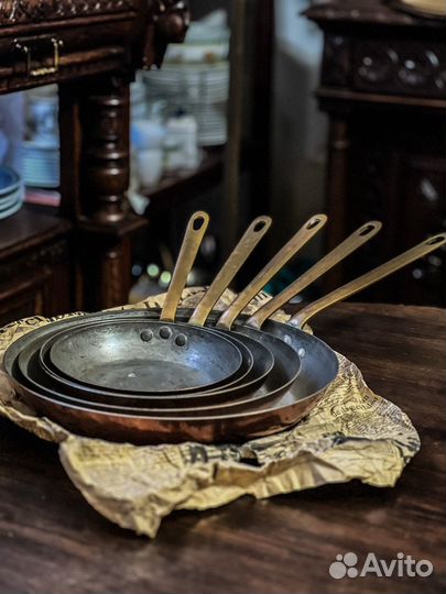 Медные сковородки. Франция