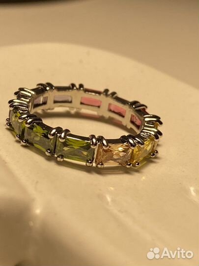 Кольцо серебряное с цветными камушками