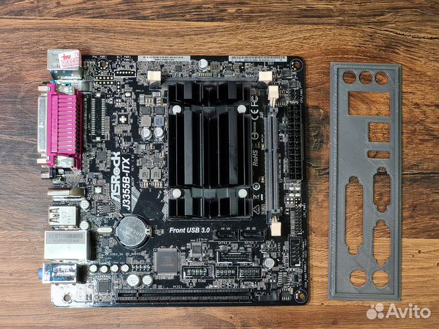 Материнская плата ITX Gigabyte GA-E3000N