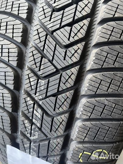 Pirelli Scorpion Winter 255/60 R20 113V