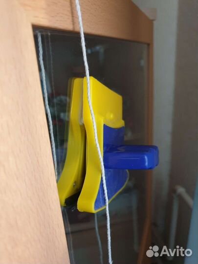 Скребок для чистки окон