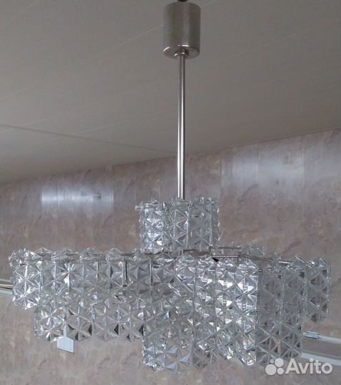 Люстры и светильники