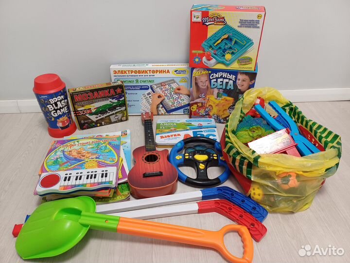 Продам развивающие игрушки пакетом
