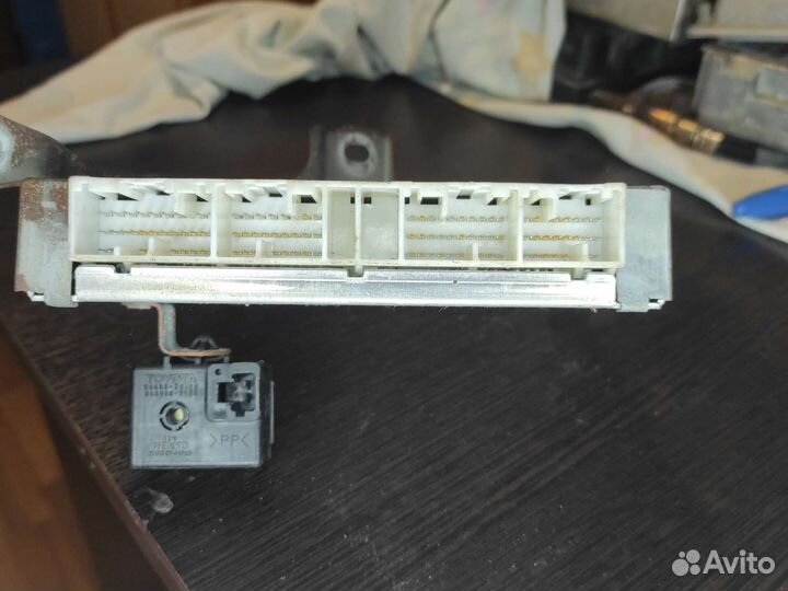 Блок управления abs trc vsc Toyota