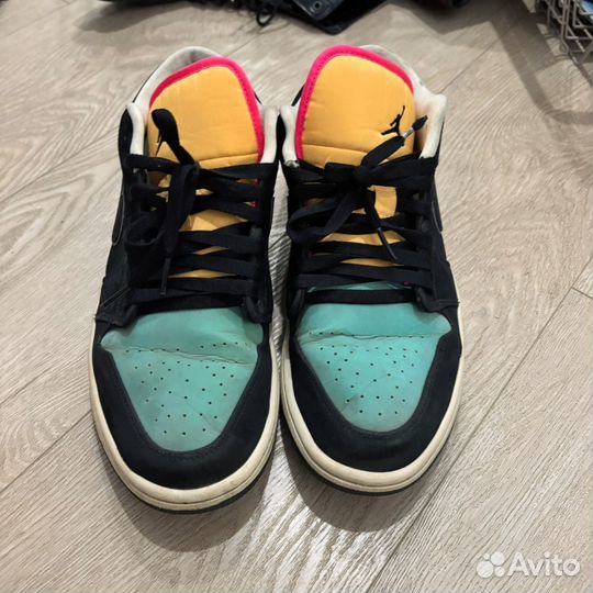 Nike Air Jordan 1 Low SE Aurora Green