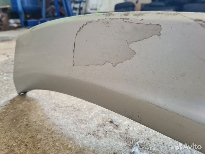 Брызговик задний Mitsubishi Pajero 3 3.5 2001