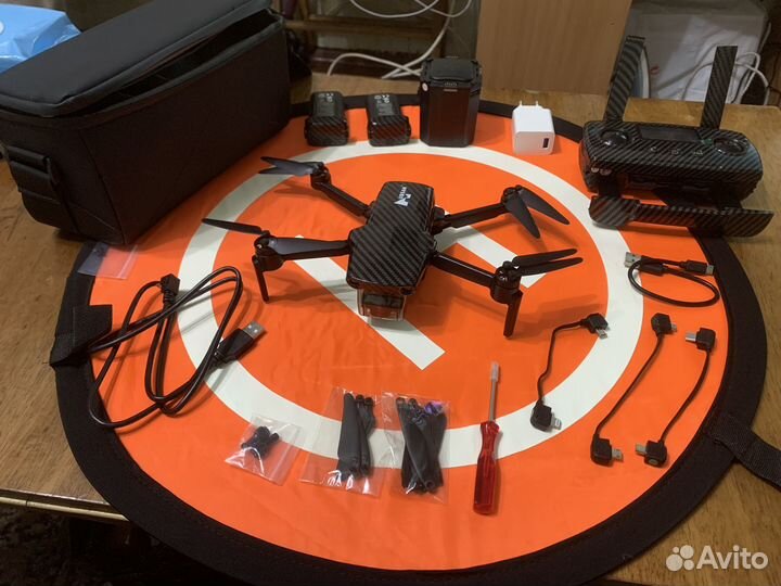 Квадрокоптер hubsan zino mini pro