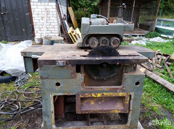 Деревообрабатывающий станок