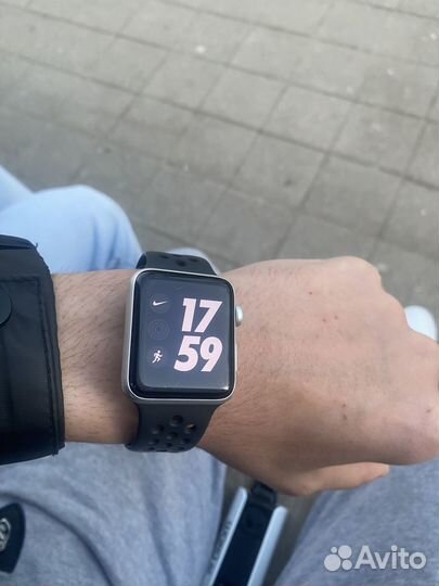 Apple Watch 3 42mm nike