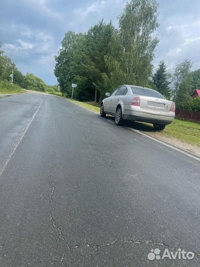 Volkswagen Passat 1.8 AT, 2004, 304 000 км