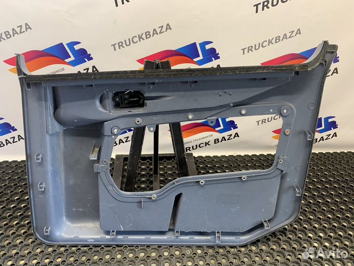 Обшивка двери левой Mercedes-Benz Actros