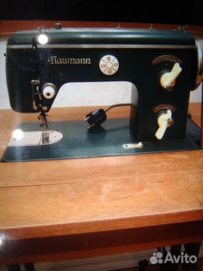 Швейная машинка Naumann Германия продаю