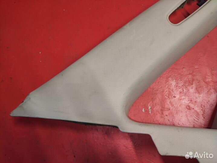 Накладка задней стойки Jaguar XJ X308 1997-2003г