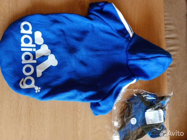 Кофта и шлейка с поводком для маленьких собак