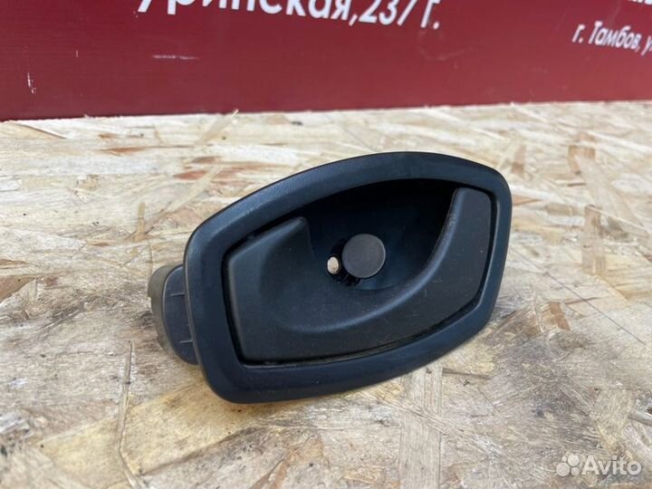 Внутренняя ручка двери левая LADA X-Ray