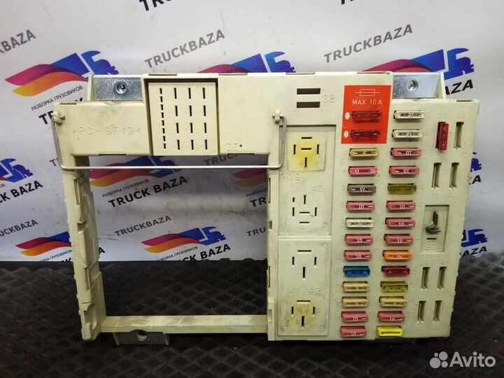 Блок предохранителей