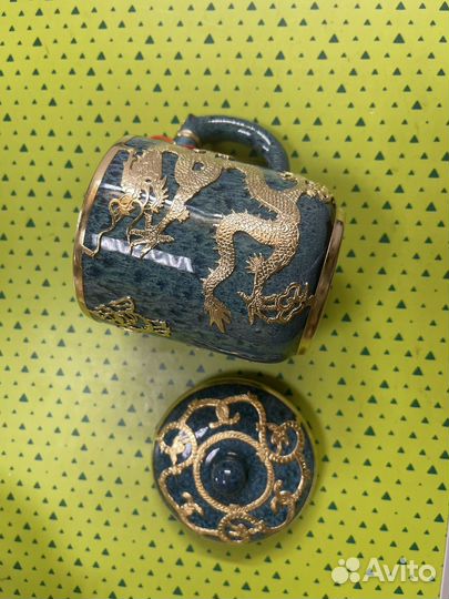 Кружка с крышкой 