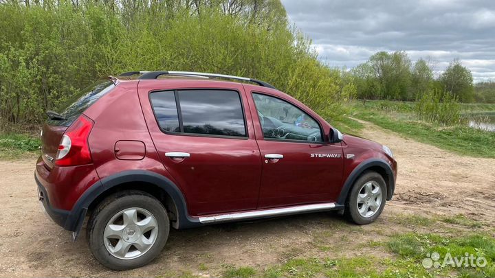Renault Sandero Stepway 1.6 МТ, 2012, 122 951 км