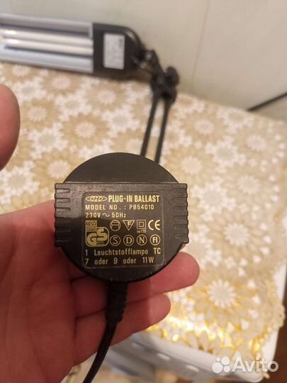 Настольная лампа