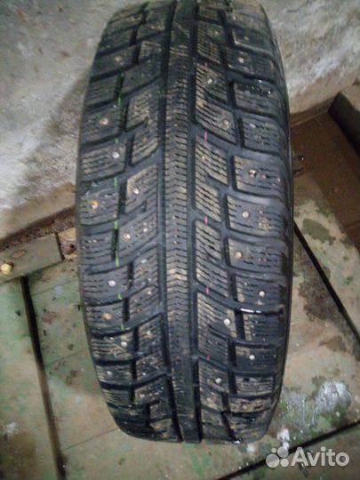 Kumho 722 215/65 R16 19B