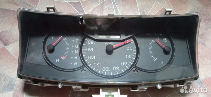 Щиток приборов toyota corolla