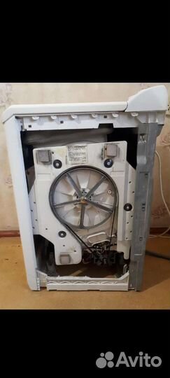 Стиральная машина с вертикальной загрузкой