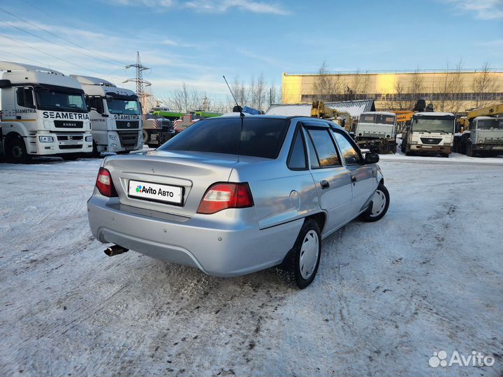 Daewoo Nexia 1.6 МТ, 2010, 200 000 км