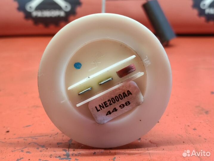 Датчик уровня топлива Jaguar XJ8 X308