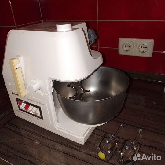 Кухонный комбайн Panasonic MK-8710P