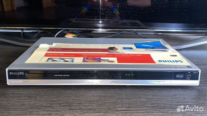 Dvd плеер + karaoke Philips