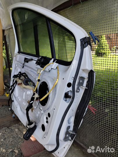 Дверь peugeot 408 - 2012 г