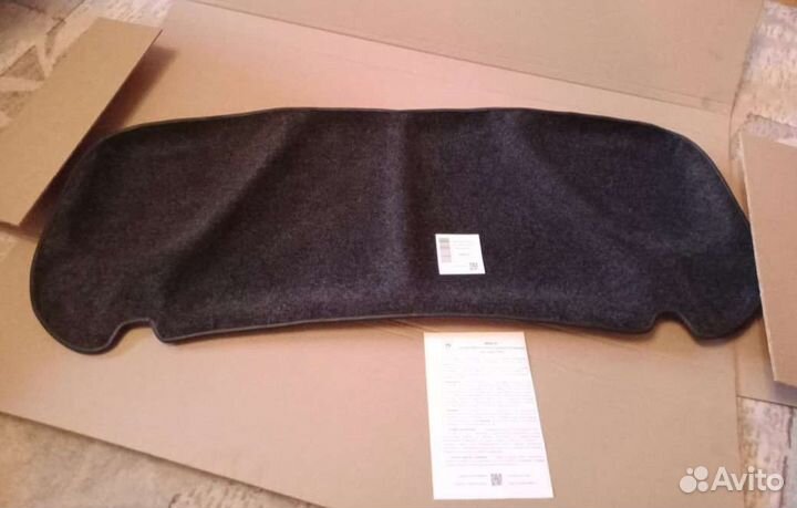 Декоративная накладка крышки багажника Volga Siber