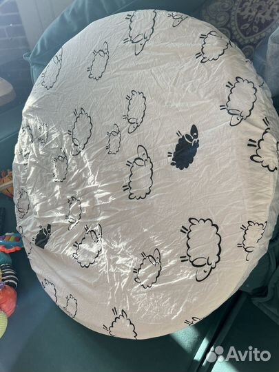 Простыни на резинке на круглую детскую кроватку