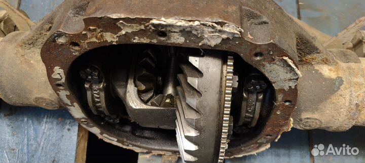 Задний мост ford 8.8