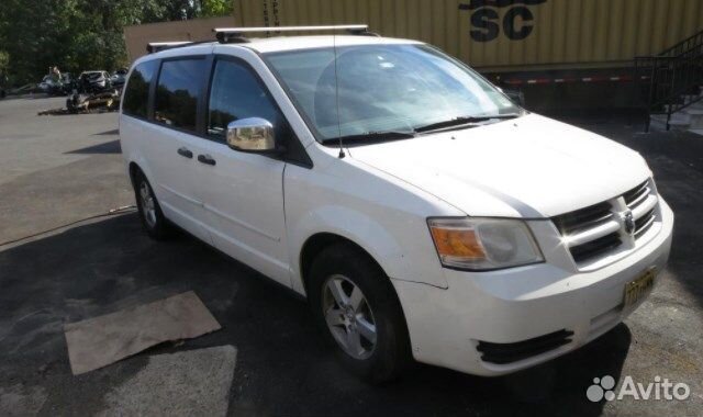 Разбор на запчасти Dodge Caravan 2008
