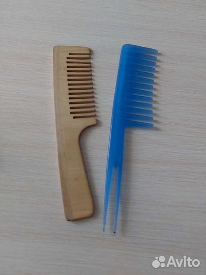 Набор расчесок