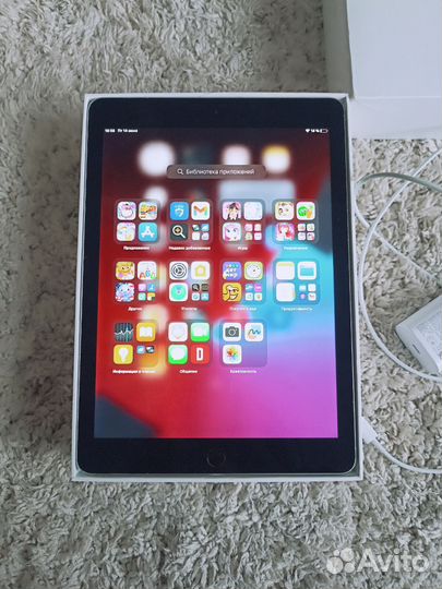 Apple iPad Pro 9.7-inch+Cellular