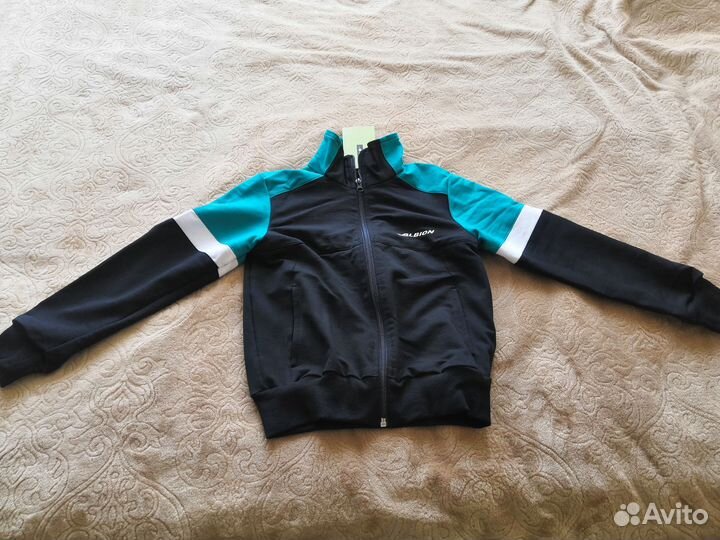 Спортивный костюм