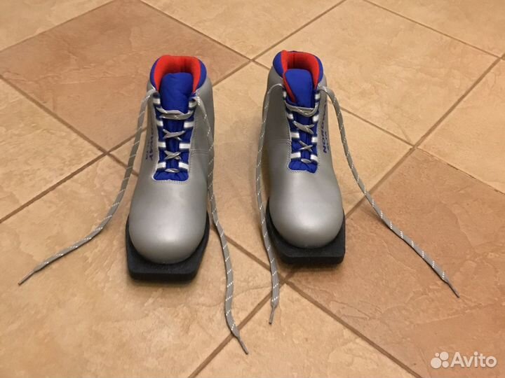 Лыжные ботинки мужские