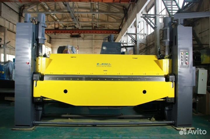 Ленточнопильный станок