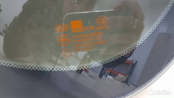 Стекло заднее Kia Spectra 2001-2011