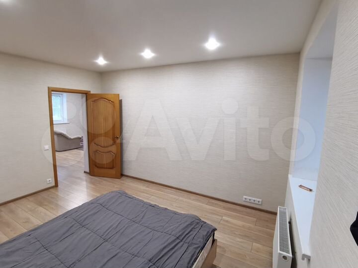 3-к. квартира, 70 м², 1/2 эт.
