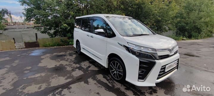 Аренда минивэна с водителем