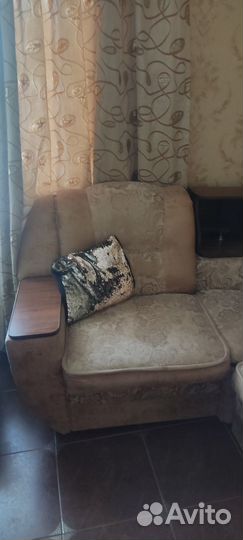 Угловой диван