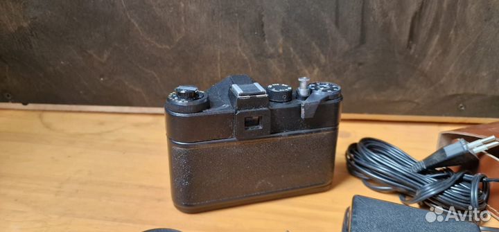 Фотоаппарат zenit пленочный экспортный со вспышкой
