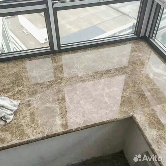 Подоконник из камня кварцевый агломерат