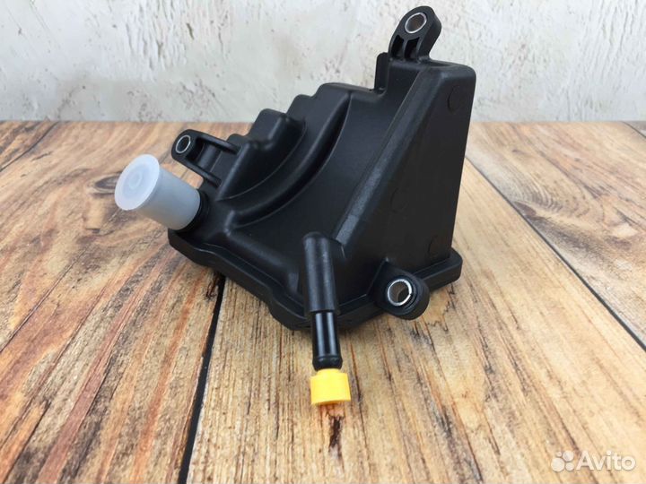 Бачок гидроусилителя руля Mercedes X164 (дизель)